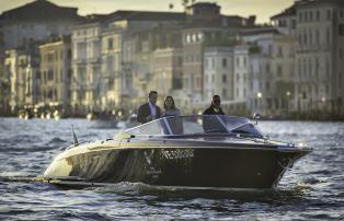 Venedig lux73ls-212102-Riva Yacht Experience-High
