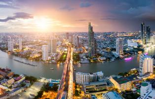 Thailand shutterstock Thailand_Bangkok_Skyline_Abend_shutterstock_1920