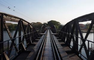 Asien Thailand Kanchanaburi - Bridge over the River Kwai_1920