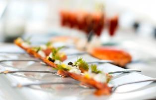 mit Crew und Skipper Crewed_menu 2