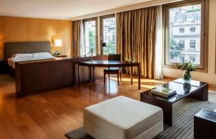 Buenos Aires Park Hyatt Palacio Duhau AnyConv.com__BUEPH-P229-Park-Suite.16x9