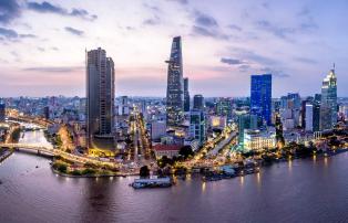 Vietnam Shutterstock Vietnam_Ho Chi Minh_Nacht_shutterstock_1920