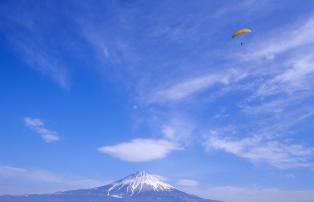 Paragliding Fuji