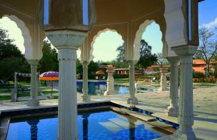 Asien Indien Jaipur The Oberoi Rajvilas TORV Swimming Pool_1920