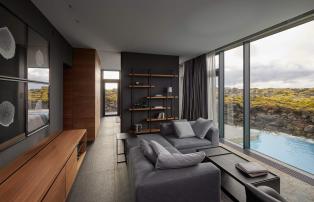 Europa Island Grindavik The Retreat at Blue Lagoon Lagoon_suite_living_room_area