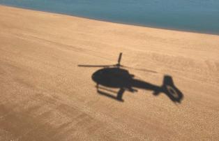 True North Australien Helikopter Schatten_1920