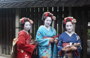 Asien Japan Asian Trails geisha-949978_1920