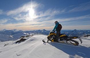 Amerika Chile &beyond Vira Vira Snowmobiling-at-andBeyond-Vira-Vira_1920