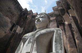 Asien Thailand Asian Trails Sukhothai Sukhothai - Buddha statue_1920