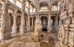 Indien Rajasthan Shutterstock Ranakpur Adinatha Tempel