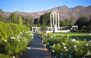 Südafrika_ Hugenotten Denkmal Franschhoek