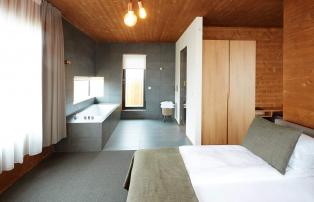 Europa Island Select Luxury Island Luxury Fosshotel Fosshotel-Myvatn-Suite-©-Fos