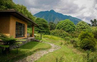 Afrika Ruanda Volcanoes National Park Sabinyo Silverback Lodge refurbishment_sab