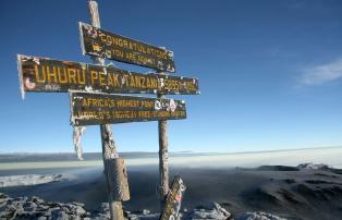 Tanzania shutterstock Kilimanjaro_UhuruPeak_shutterstock_1920