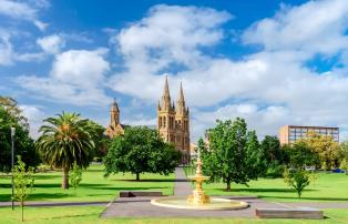 Australien shutterstock Australien_Adelaid_St.Peters Cathederal_shutterstock_192