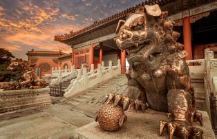 Asien China shutterstock China_Beijing_ForbiddenCity_Lions_shutterstock_1920