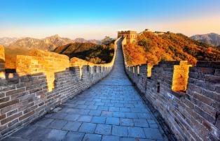 Asien China shutterstock China_Beijing_GreatWall_Autum_shutterstock_1920