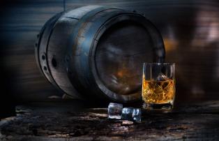 Australien Shutterstock Australien_Tasmanien_Hobart_Whisky_Fass_shutterstock_192