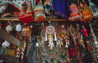 Indien shutterstock Asien_Indien_Goa_StreetMarket_Souvenirs_shutterstock_1920