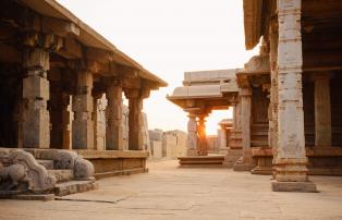 Indien shutterstock Asien_Indien_Hampi_HazaraRamaTemple_shutterstock_1920