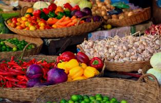 Kambodscha shutterstock Asien_Cambodia_SiemReap_OldTown_Market_shutterstock_1920