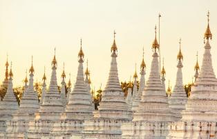 Myanmar shutterstock Asien_Myanmar_Mandalay_kuthodawPagoda_Detail_shutterstock_1