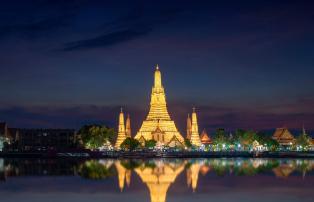 Thailand shutterstock Thailand_Bangkok_Wat Arun Tempel_Nacht_shutterstock_1920