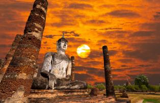 Thailand shutterstock Thailand_Sukhothai_Historical Park_Sunset__1920