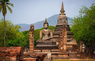 Thailand shutterstock Thailand_Sukhothai_Wat Mahathat BUddha__shutterstock_1920