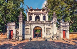 Vietnam Shutterstock Vietnam_Hanoi_Tempel der Literatur_shutterstock_1920