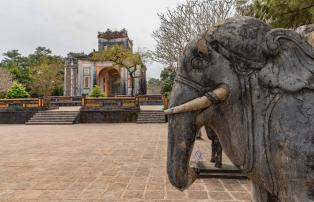 Vietnam Shutterstock Vietnam_Hue_Grab Tu Duc_shutterstock_1920