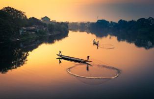 Vietnam Shutterstock Vietnam_Hue_Perfume River_shutterstock_1920