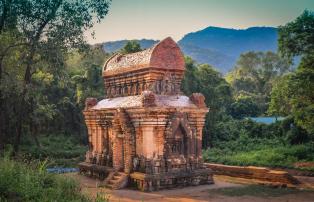 Vietnam Shutterstock Vietnam_My Son_Ruine_Gebäude_shutterstock_1920