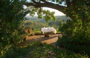 Afrika Tansania Ngorongoro Gibbs Farm Dining at Gibb's Farm (1)_1920