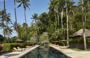 Asien Indonesien Bali Amankila Amankila, Indonesia - Beach Club Swimming Pool_Hi