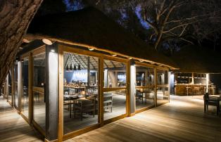 Namibia Skeleton-Coast Serra Cafema Lodge_Restaurant_SerraCafema_TCunniffe_384