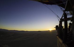 Namibia Sossusvlei Little Kulala Nam_Balloon_Saf_2014-12-10