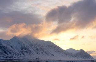 Europa Norwegen Spitzbergen Isfjord Radio Adventure Hotel IsfjordRadio_Winter_Ba