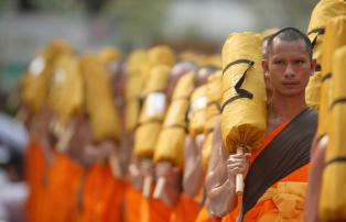 Asien Thailand Thailand - Buddhist monks_1920