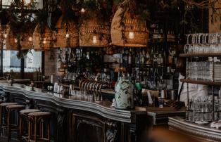 Paris Bar Mixologist Experience