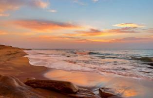Sri Lanka Uga Chena Huts