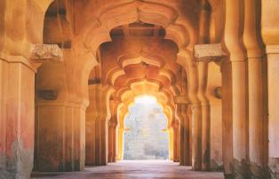 Indien shutterstock Asien_Indien_Hampi_LotosMahal_shutterstock_1920