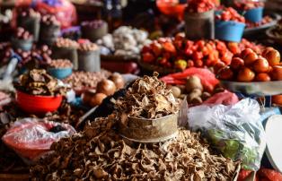 Indonesien shutterstock Asien_Indonesien_Toraja_Rantepao_Market_shutterstock_192