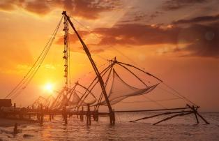 Indien shutterstock Asien_Indien_Cochin_Fischernetze_Sunset_shutterstock_5944075