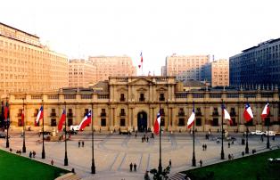Santiago de Chile La-Moneda-Palace