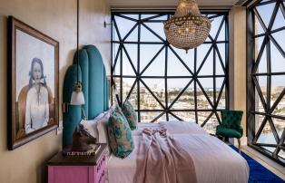 Afrika Südafrika Kapstadt The-Silo ts-rooms-royal-suite-bedroom-1_1920