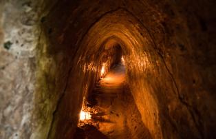 Vietnam Shutterstock Vietnam_Cu Chi Tunnel_shutterstock_1920