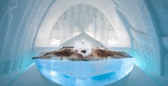 Europa Schweden Kiruna Ice Hotel art-suite-daily-travellers-icehotel-28_1920