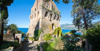 Italien Amalfi The Tower Maiori Amalfi Coast Tower  (12)