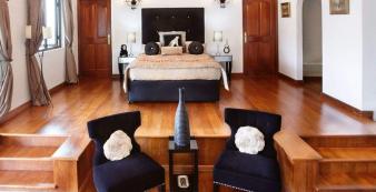 Afrika Seychellen Villa Petit Amour Mahe PAV-11-12C-BD02H-master-suite_1920